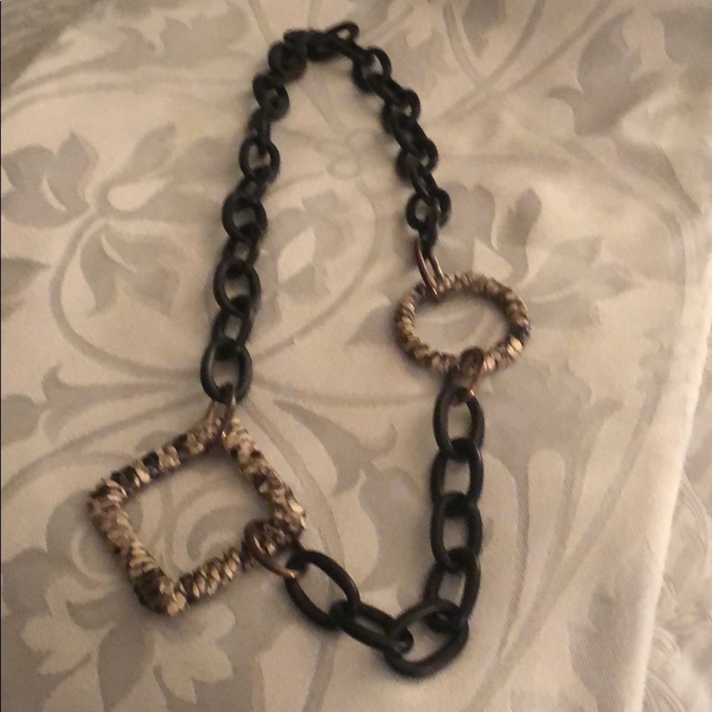 Art to wear necklace